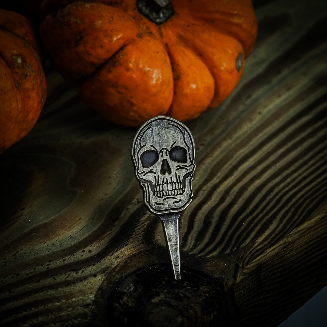 The antiqued Skull - SINK GOLF| UK MILLED PUTTERS