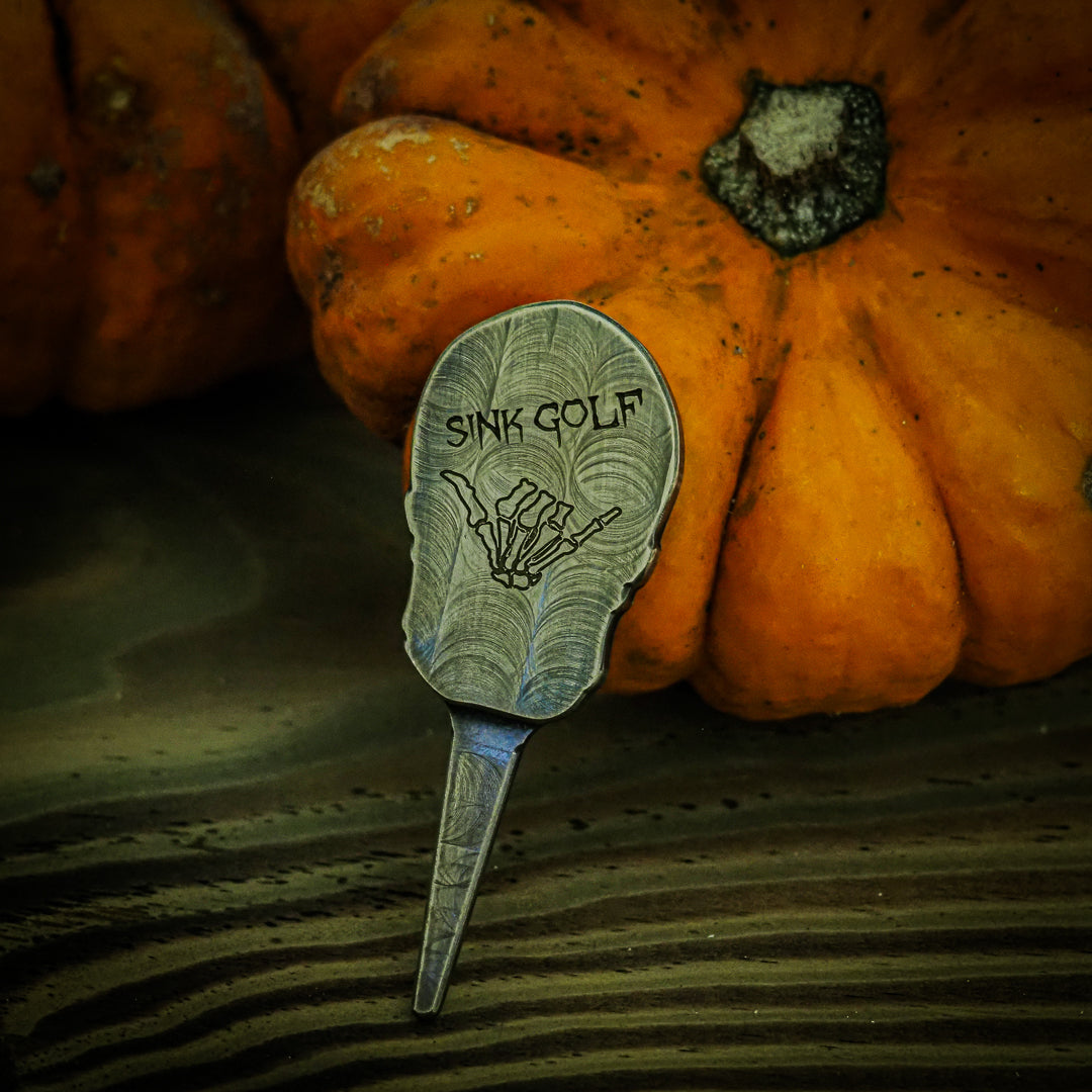 The antiqued Skull - SINK GOLF| UK MILLED PUTTERS