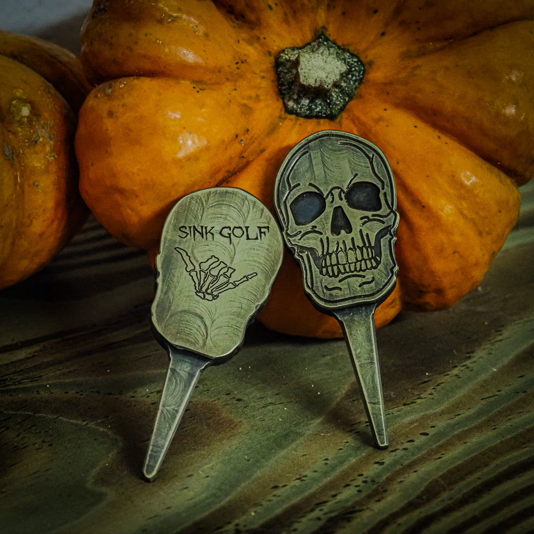 The antiqued Skull - SINK GOLF| UK MILLED PUTTERS