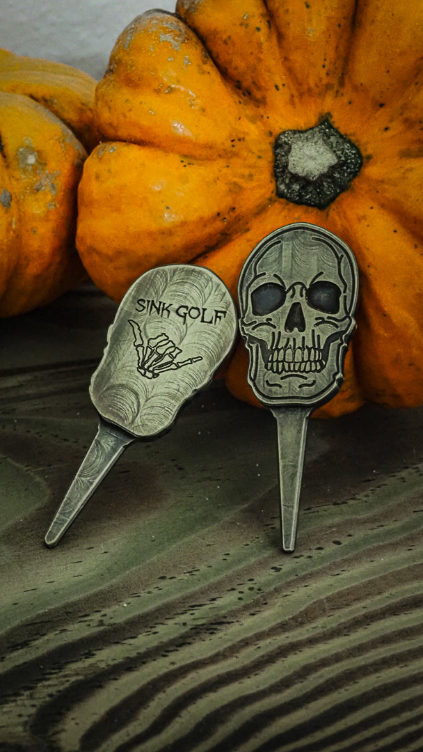 The antiqued Skull - SINK GOLF| UK MILLED PUTTERS