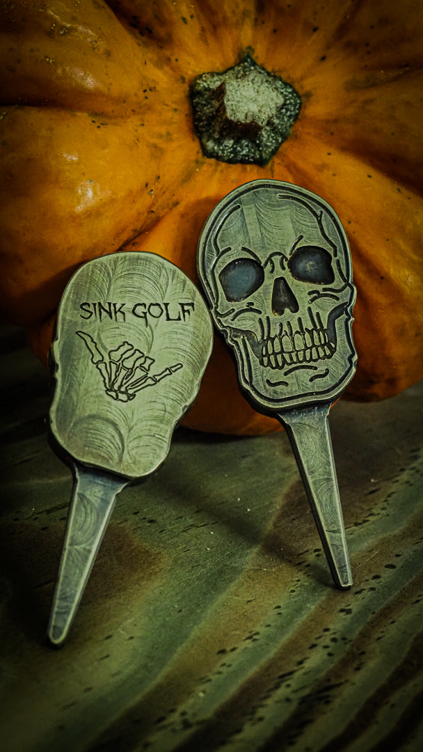 The antiqued Skull - SINK GOLF| UK MILLED PUTTERS 
