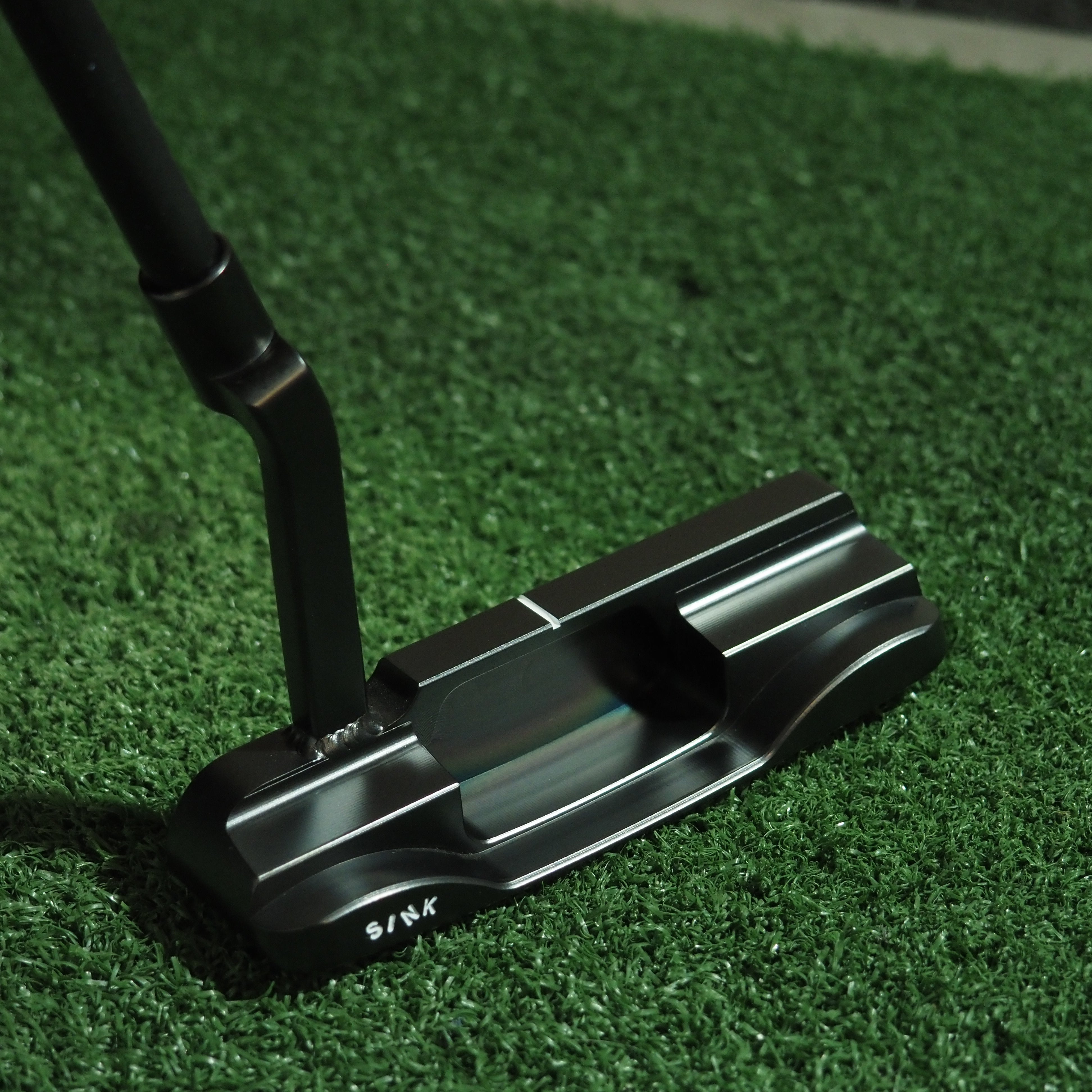 ACE 2.0 BLACKOUT - SINK GOLF| UK MILLED PUTTERS 